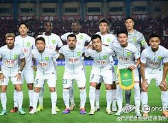 包含国安客场击败河南建业，施坦威首秀破门立功的词条